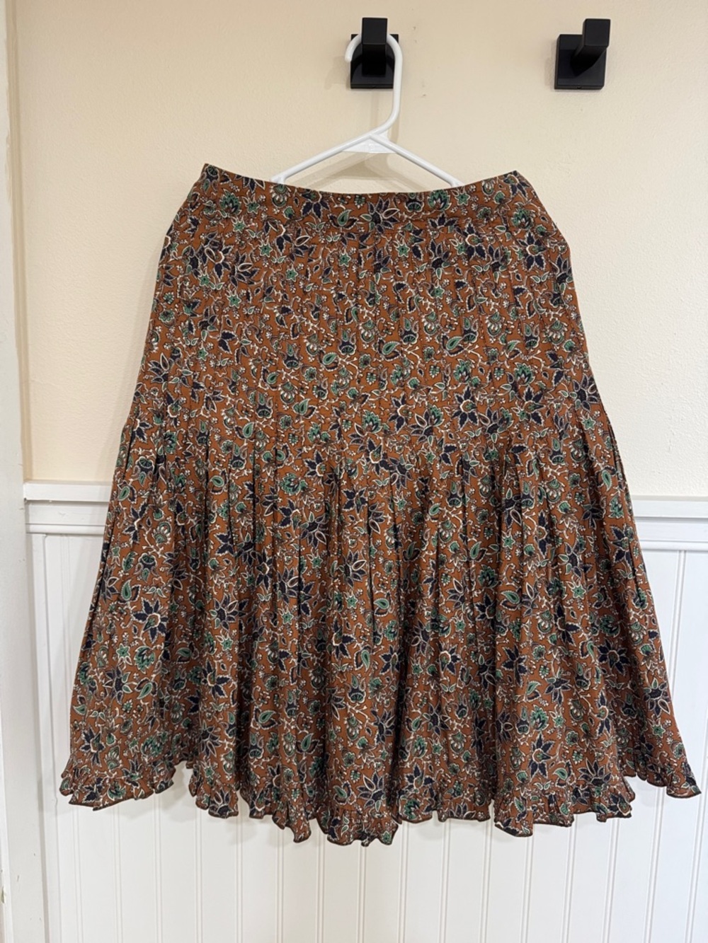 Veronica Beard Paola Tiered Floral Midi Skirt